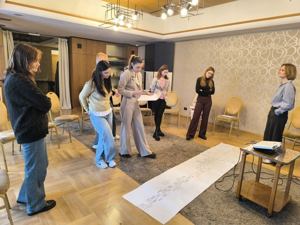 Mlade žene unapređuju znanja o radnim pravima i rodnoj ravnopravnosti