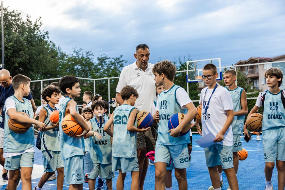 Fondacija Ana i Vlade Divac i Luštica Bay okupili mlade košarkaše na šestom Košarkaškom kampu