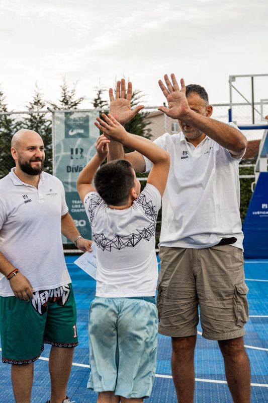 Fondacija Ana i Vlade Divac i Luštica Bay okupili mlade košarkaše na šestom Košarkaškom kampu