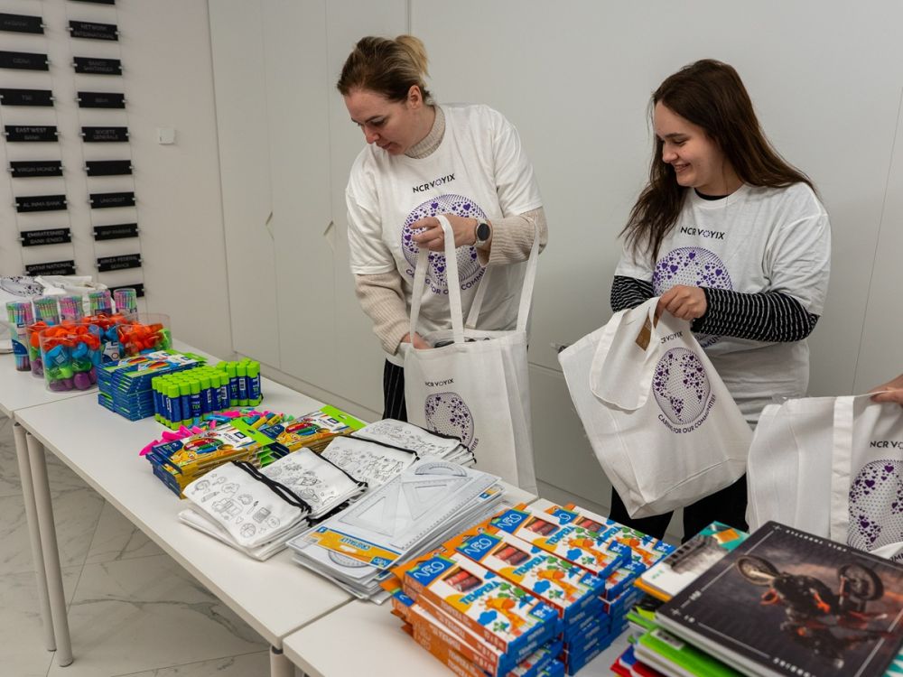 Donirano 100 školskih paketića za decu iz Meljaka